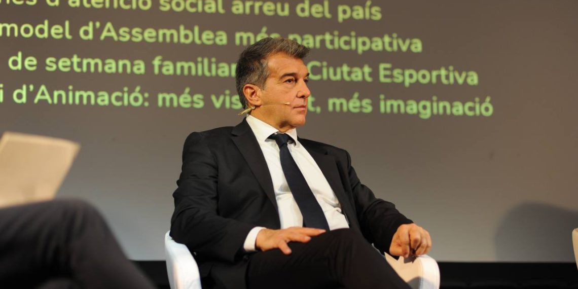 Twitter @JoanLaportaFCB